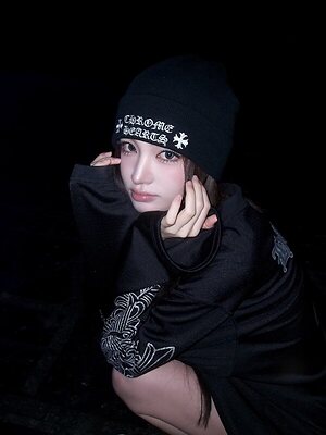 LIZ leaked photo #34