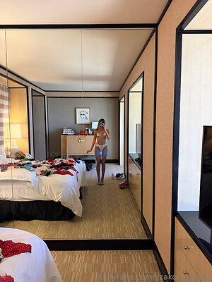 Liza Kovalenko leaked photo #57