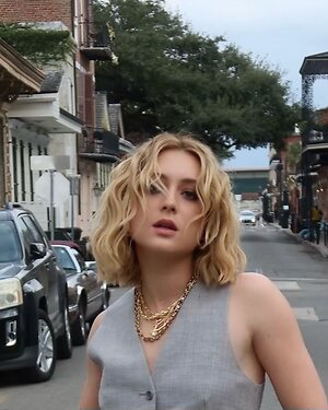 Lizze Broadway Nude Leaked Photo #13