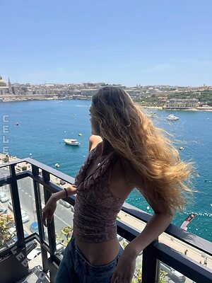 Lizzy Greene Nude Leaked Photo #7