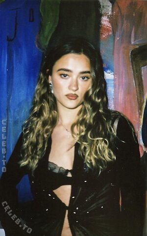 Lizzy Greene photo