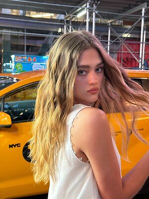 Lizzy Greene leaked photo #48