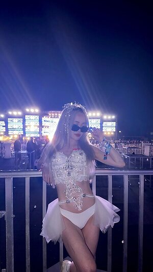 llusy.h leaked photo #19