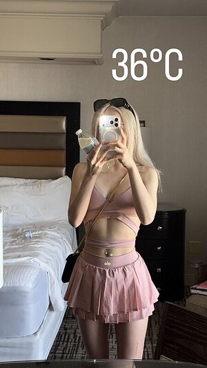 llusy.h leaked photo #48