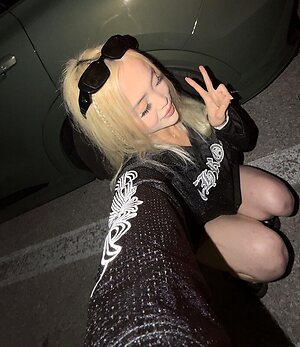 llusy.h leaked photo #51