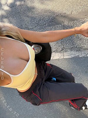 Loenihadi Nude Leaked Photo #137