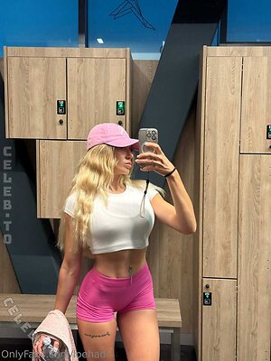 Loenihadi Nude Leaked Photo #149