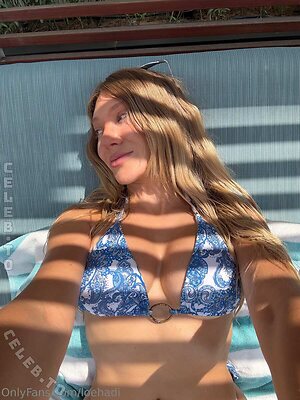 Loenihadi Nude Leaked Photo #184