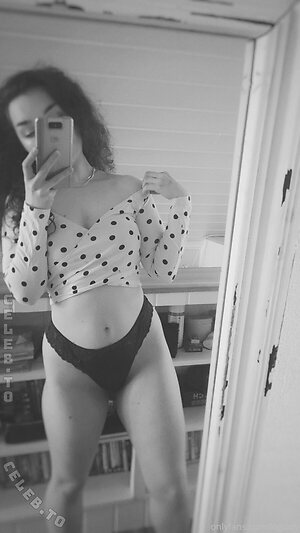 Loglady aka Fern/Crakie Nude Leaked Photo #21