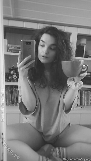 Loglady aka Fern/Crakie Nude Leaked Photo #28