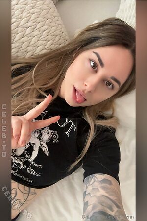Lola Lynn photo