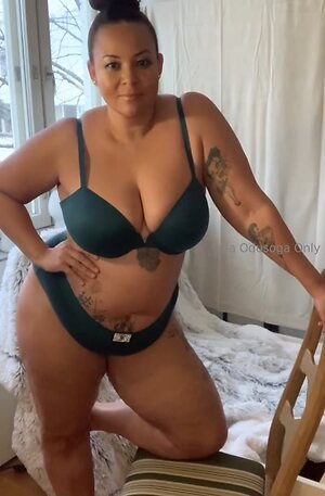 Lola Odusoga leaked photo #10