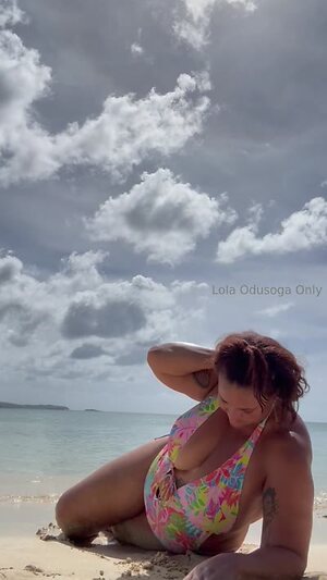 Lola Odusoga leaked photo #16