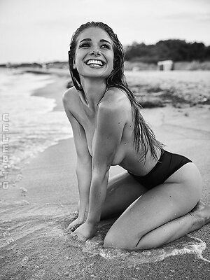Lola Weippert photo