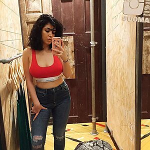 lola_ameri leaked photo #10