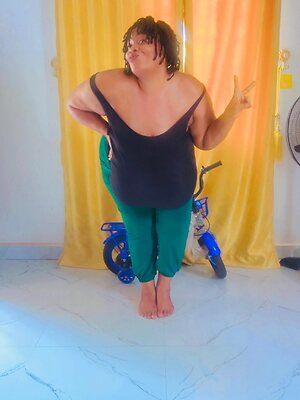 Lolo Muna leaked photo #2