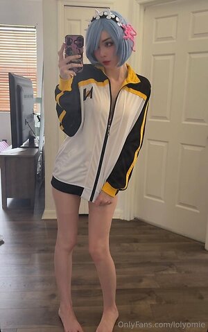 lolyomie leaked photo #20