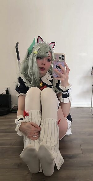 lolyomie leaked photo #39