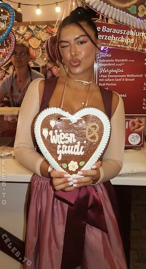 Loma Marie Nude Leaked Photo #11