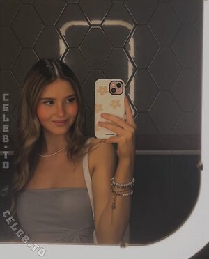 lopi_xox leaked photo #16