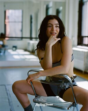 Lorde leaked photo #50