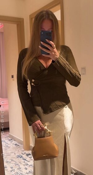 Lorena Gabor Nude Leaked Photo #5