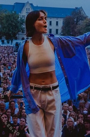 LOTTE (musikvonlotte) Nude Leaked Photo #14
