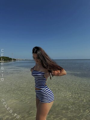 Lotti Aisha Greinwald Nude Photos