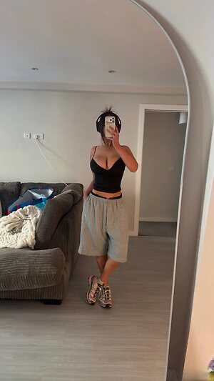 Lou