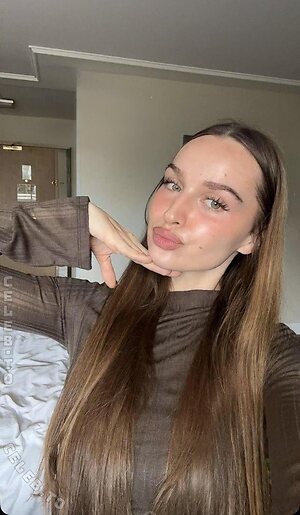 Louisa Jindaoui Nude Leaked Photo #14