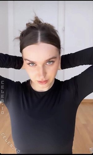 Louisa Jindaoui Nude Leaked Photo #23