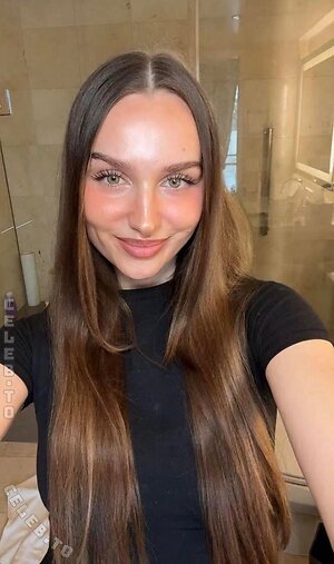 Louisa Jindaoui Nude Leaked Photo #25
