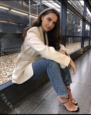 Louisa Jindaoui photo