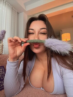 Louisa Khovanski leaked photo #148