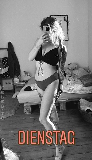 louisa.bloom Nude Leaked Photo #5