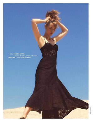 Louise Bourgoin leaked photo #28