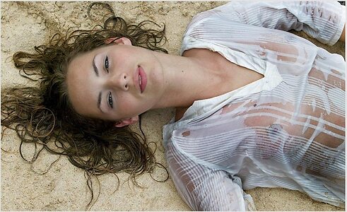 Louise Bourgoin leaked photo #67