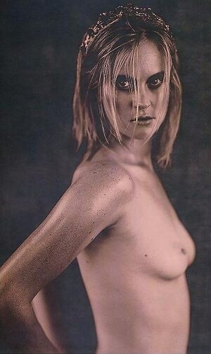 Louise Crawford leaked photo #2