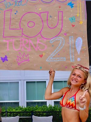 Louise Stonham leaked photo #7