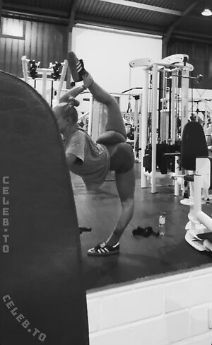 loulou_fbl Nude Leaked Photo #22