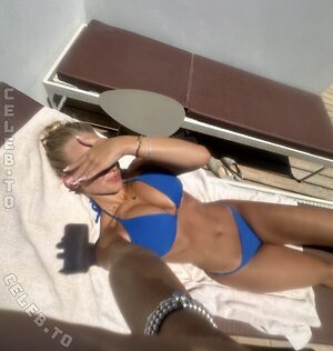 loulou_fbl Nude Leaked Photo #42