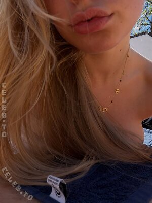 loulou_fbl Nude Leaked Photo #46