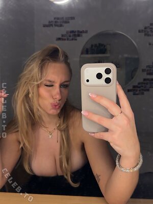 loulou_fbl photo