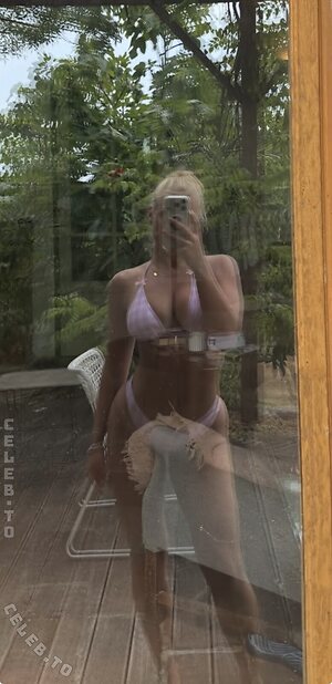 loulou_fbl photo