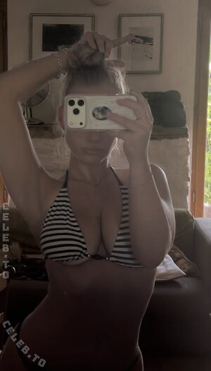 loulou_fbl photo