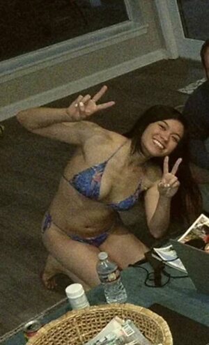 Lu leaked photo #4