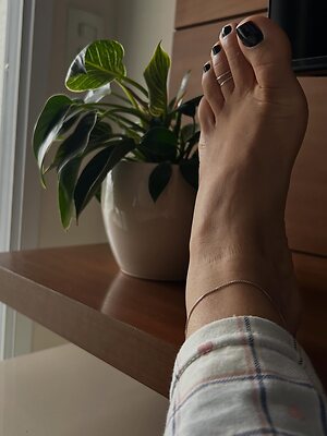 Luana Ianni leaked photo #10