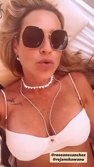Luana Piovani leaked photo #2