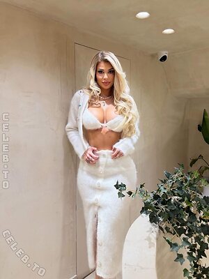 Luana Vjollca Nude Leaked Photo #19