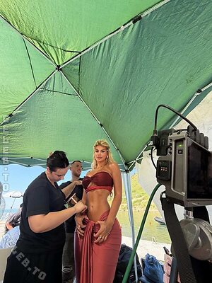 Luana Vjollca photo